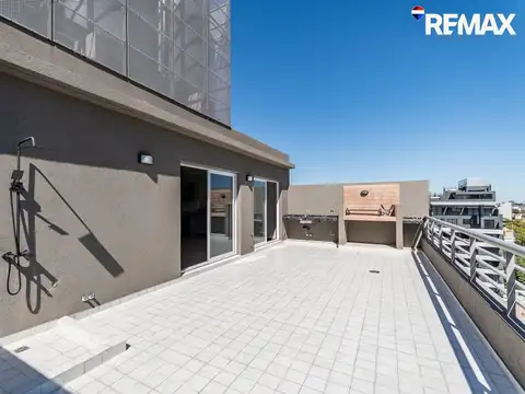 Departamento en Alquiler con 2 cocheras