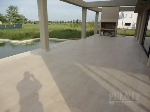 San Eliseo I Impecable Casa Racionalista A Estrenar!!!