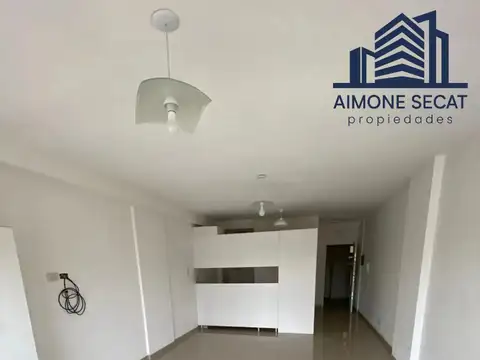Departamento monoambiente con cochera en alquiler - San Martin Centro