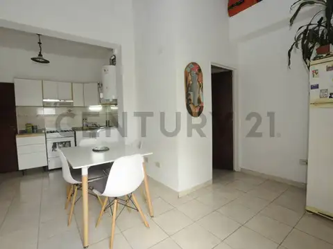 VENTA - DEPARTAMENTO 2 AMBIENTES CON BALCÓN - VELEZ SARSFIELD