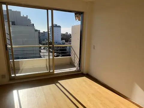 Lascano 2900, Piso 7