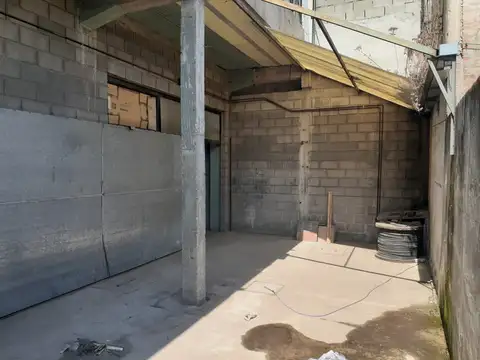 Departamento 8 ambientes con 4 baños