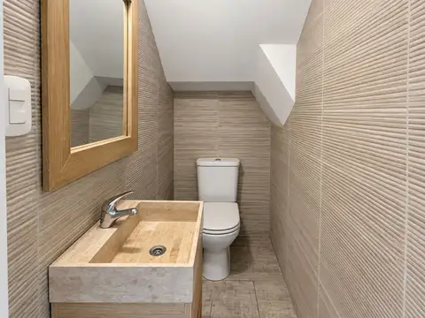 Casa 4 ambientes con 1 baño
