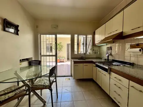 Depto Tipo Casa 5 ambientes con 1 baño