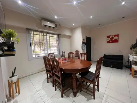 Importante casa en venta Barracas.