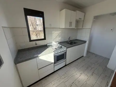 Departamento 3 ambientes con 1 baño