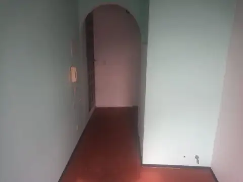 Depto Tipo Casa en Venta en Morón, USD 85.000