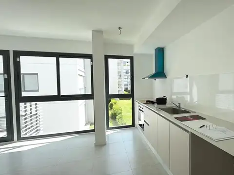 Coliqueo 1000, Piso 1