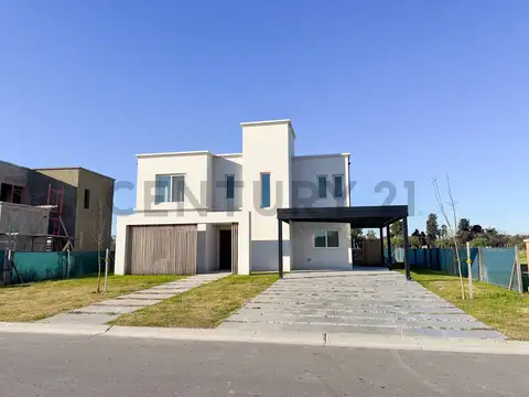 Avenida Héroes de Malvinas 400, Piso 0