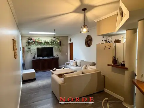 VENTA • PH • ENTRADA INDEPENDIENTE• LINIERS • PLANTA BAJA • CUATRO AMBIENTES • SIN EXPENSAS