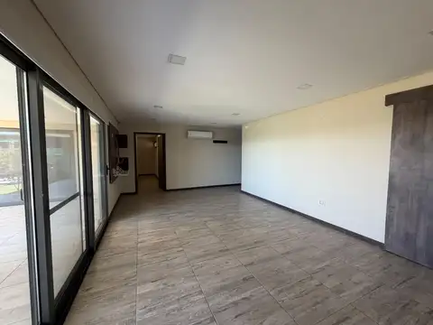 Casa en Alquiler A Estrenar