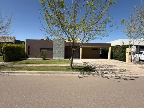Casa en Mayor Drummond