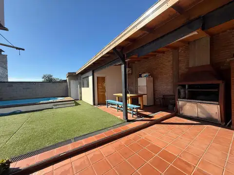 Depto Tipo Casa en Venta al Oeste