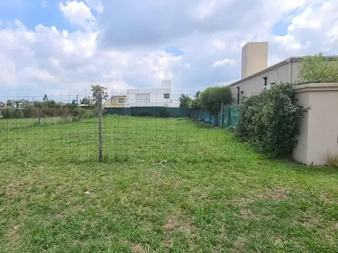 TERRENO A LA VENTA EN ACEQUIAS DEL AIRE