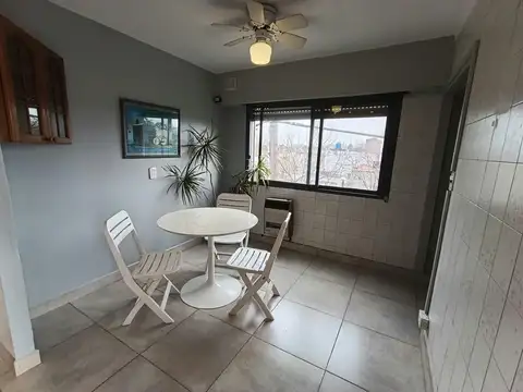 Depto Tipo Casa 4 ambientes con 1 baño