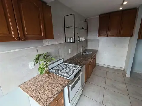 Depto Tipo Casa en Venta de 4 ambientes