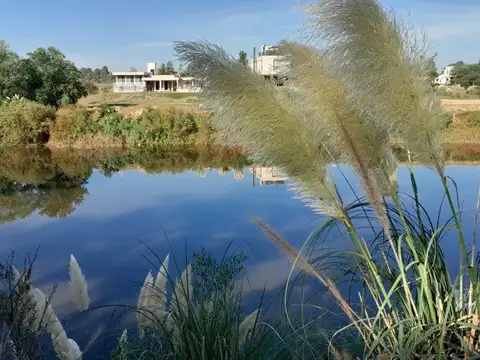 Terreno en Venta 48,25  mts Fondo