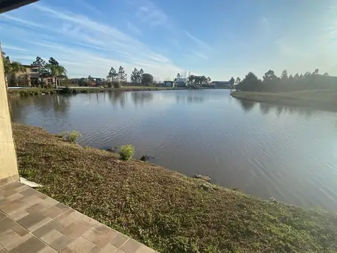 Terreno en Venta 48,25  mts Frente