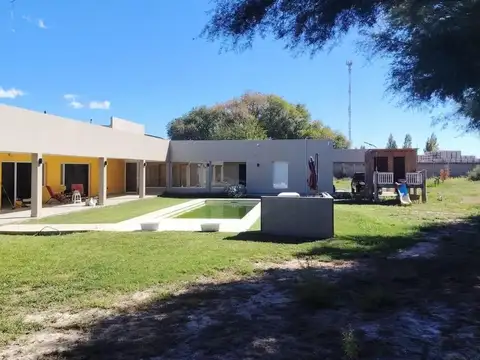 CASA EN VENTA, RIO NEGRO