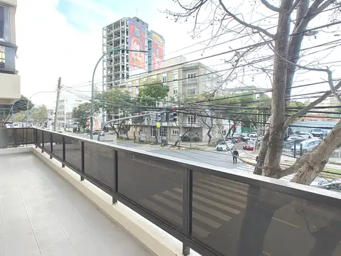 Oficina 3 ambientes con 2 baños