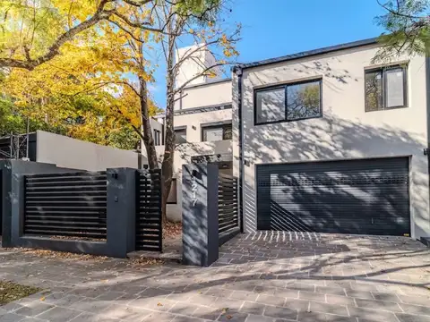 Casa en Martinez a Estrenar/ 3 dormitorios -Libertador./Al Rio