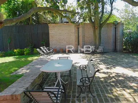 Ruta 8 y Calle Chile