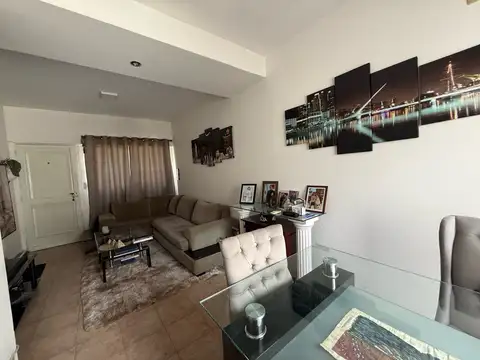 Depto Tipo Casa 4 ambientes con 1 baño