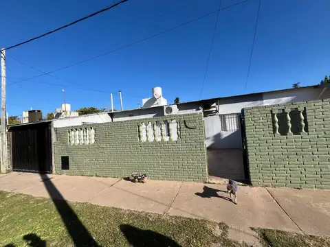 Casa en Esperanza Barrio La Orilla