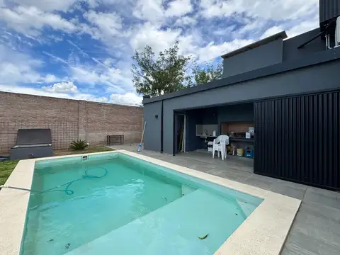 Casa en Venta en Funes, USD 150.000