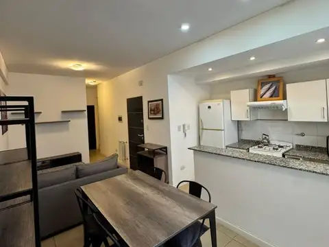 Departamento en Alquiler en Centro, $ 800.000