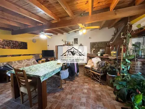 Casa 5 ambientes con 3 baños