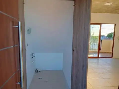 Departamento en Alquiler en Quilmes Oeste, $ 590.000