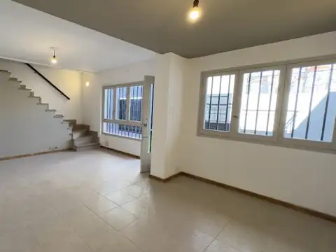 Casa en Venta en Alberdi, USD 110.000
