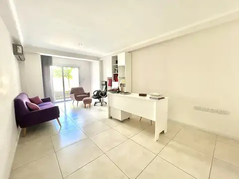 Departamento  monoambiente en venta en planta baja  lujan centro uso profesional