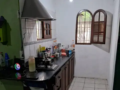 Casa en Alquiler en Quilmes Oeste, $ 550.000