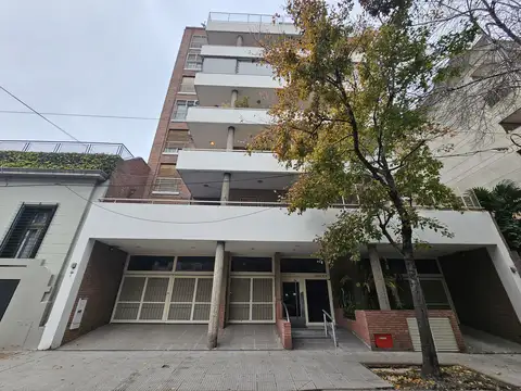Doctor Juan Felipe Aranguren 1600, Piso 2