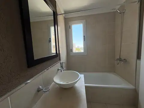 Alquiler | Departamento monoambiente con balcón | Saavedra