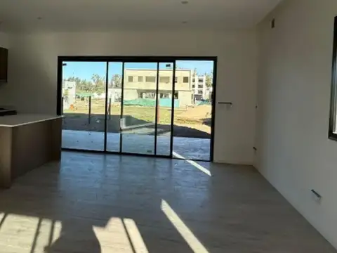 Casa en Venta Barrio Spring Park Pilar