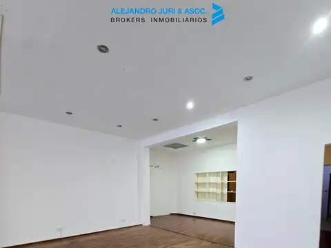 Local en Alquiler 56 años