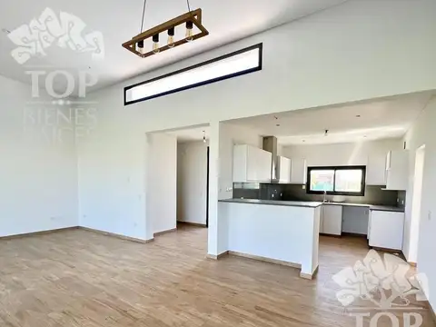 Riberas, Puertos, Escobar 100