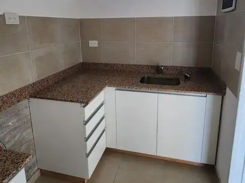 Edificio Comercial en Lanús Este