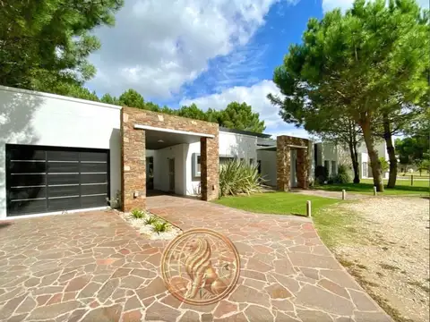 Casa en Venta en Pinamar, USD 450.000