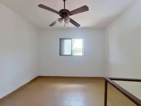 PH 4 AMBIENTES MAS LOCAL Y TERRAZA