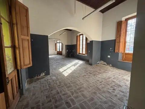Local en Alquiler en Campana, $ 1.300.000