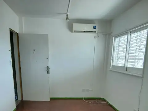 CONSTITUCIÓN 2000 - MONOAMBIENTE EN VENTA