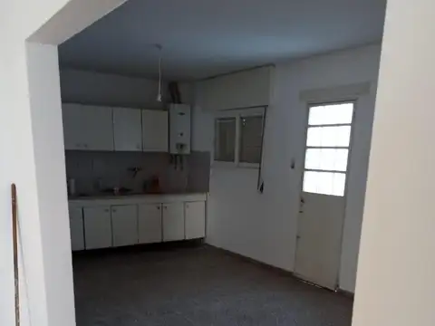 . Bº ALTOS DE VILLA CABRERA CHALET DE UNA PLANTA DE 3 DOR.