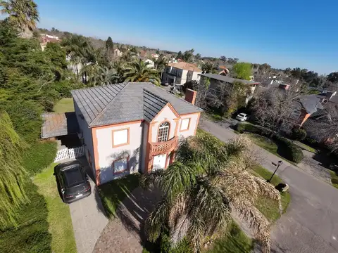 Casa en La Delfina, Pilar