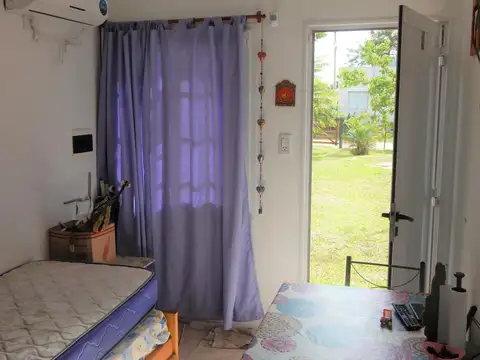Casa 2 ambientes con 1 baño