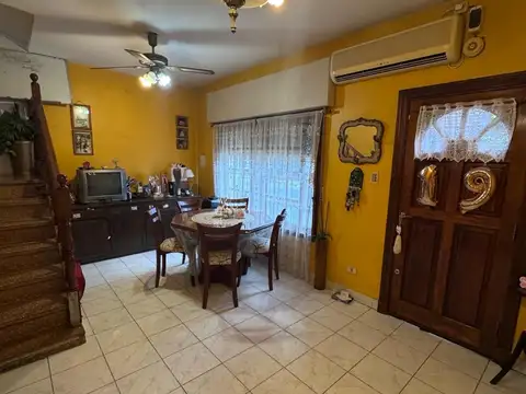 Depto Tipo Casa en Venta en Martín Coronado, USD 89.000
