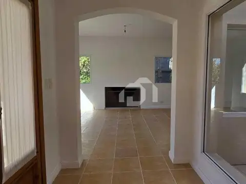 Casa 7 ambientes con 4 baños